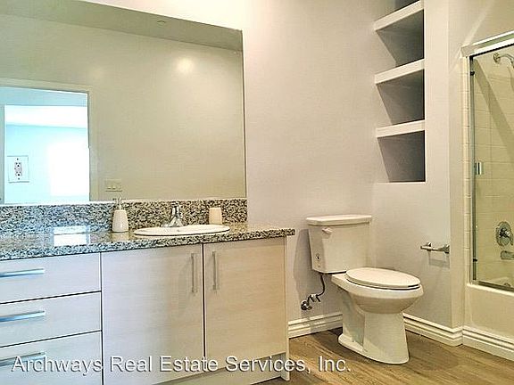 5th image of 8746 Burnet Ave Unit 201