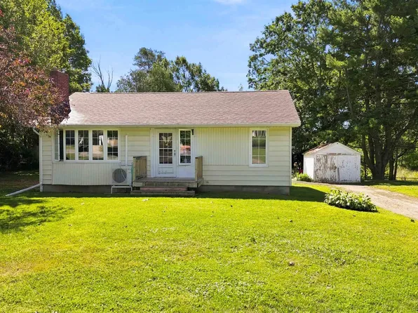 223 Centennial Dr, Bridgetown, NS B0S 1C0