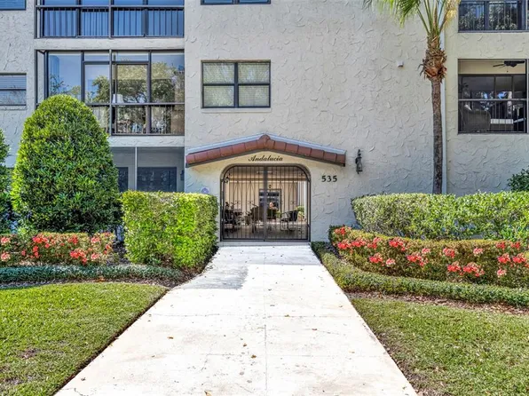 535 N Interlachen Ave APT 107, Winter Park, FL 32789