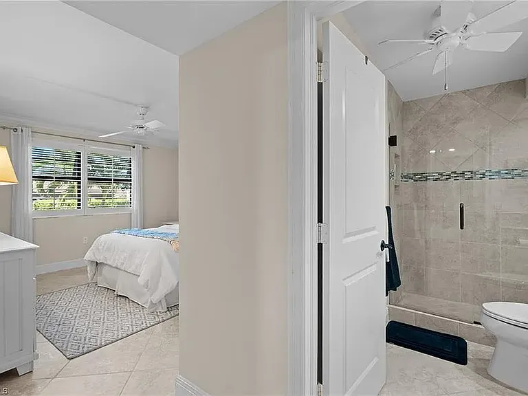 579 Seaview Ct #2 — Photo 11