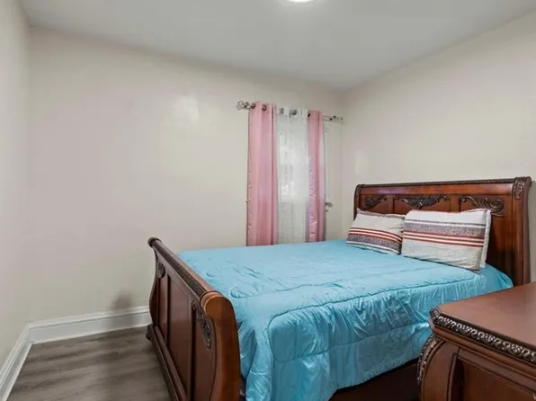 1812 18th St, Niagara Falls, NY 14305