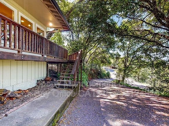 4th image of 1580 Madrone Dr