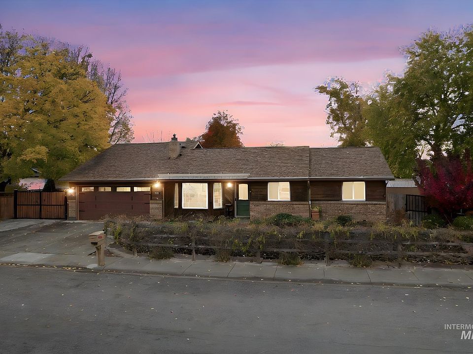1st image of 1093 N Dalton Ave