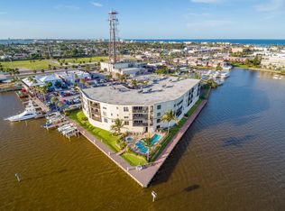 4125 W End Rd APT 301, Cocoa Beach, FL 32931