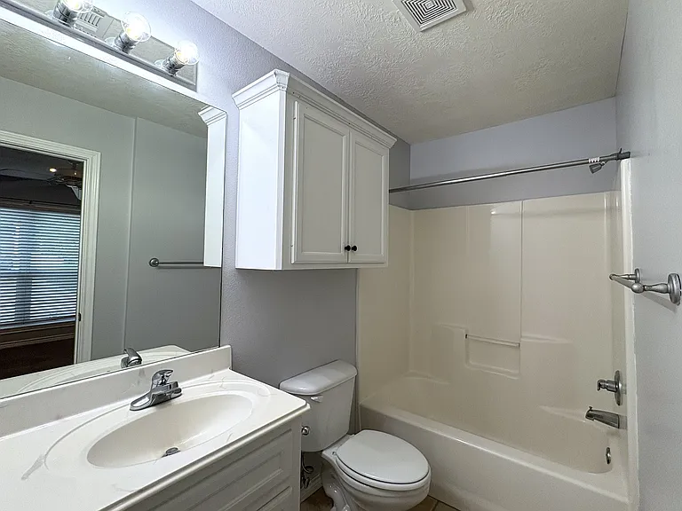 205 Cooner St — Photo 8