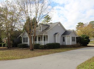 909 Buckingham Rd, Trent Woods, NC 28562