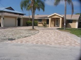 341 Seminole Way, Fort Myers Beach, FL 33931
