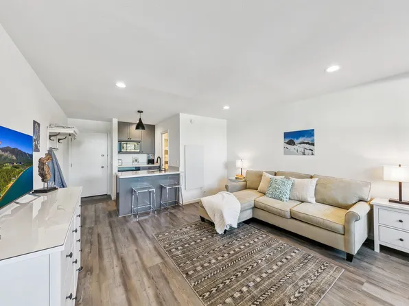 11589 Snowpeak Way #59-114, Truckee, CA 96161