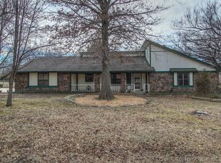 25306 E 64th St S, Broken Arrow, OK 74014