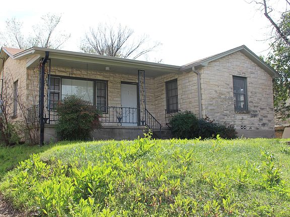 2nd image of 3305 Grooms St APT C