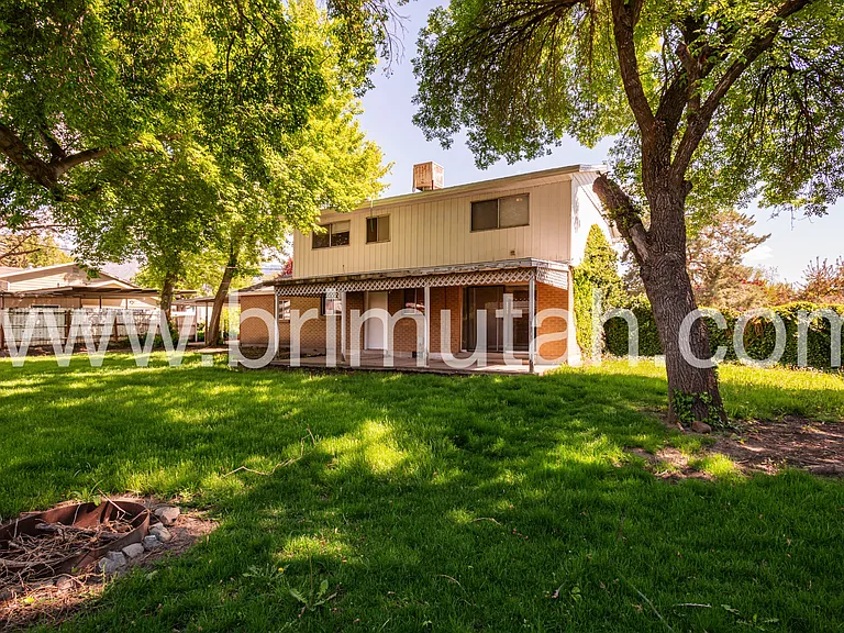 1561 E Delaware Ln — Photo 27