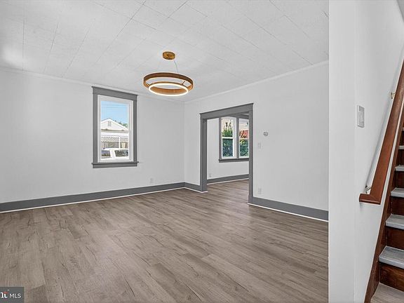 3rd image of 3408 Schoolhouse Ln