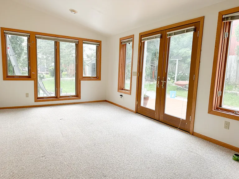 7102 Friendship Ln — Photo 10