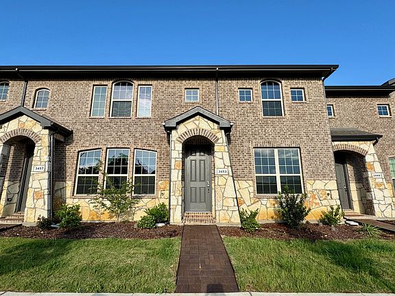 2nd image of 3453 Solana Cir