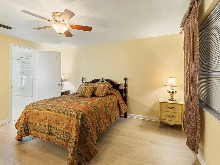 3228 Rock Valley Dr — Photo 21