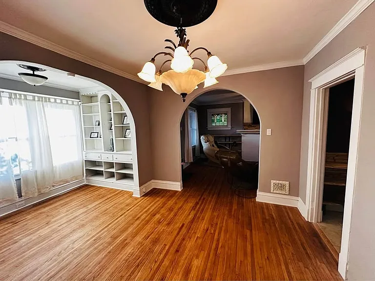 2835 Hampton Ave — Photo 11