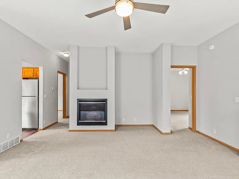 3814 N 173rd Ave — Photo 9