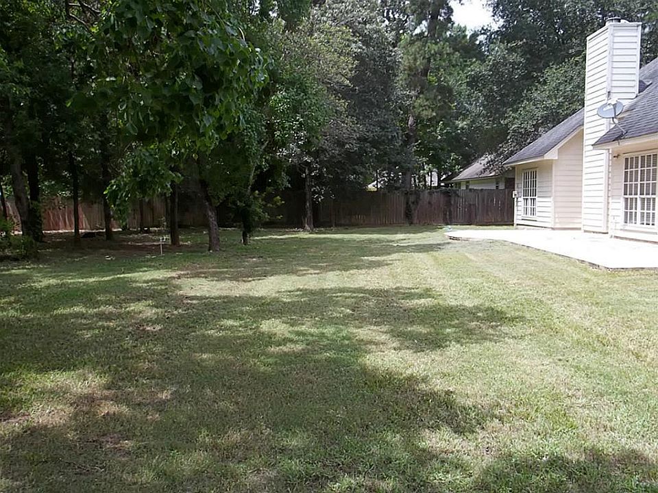 2nd image of 33703 Conroe Huffsmith Rd