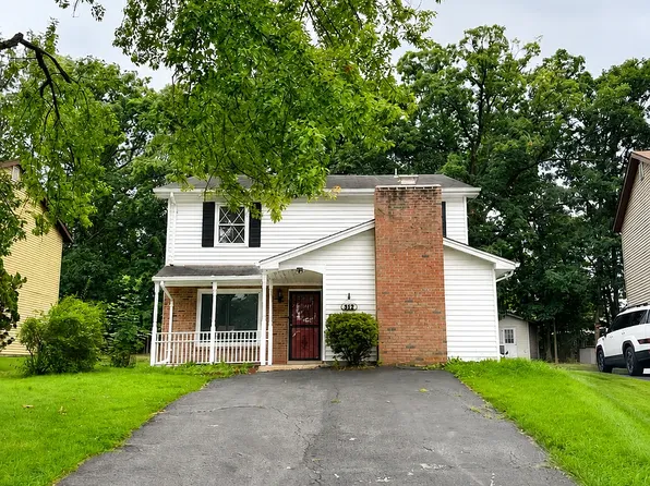 312 Hanford Ct, Sterling, VA 20164
