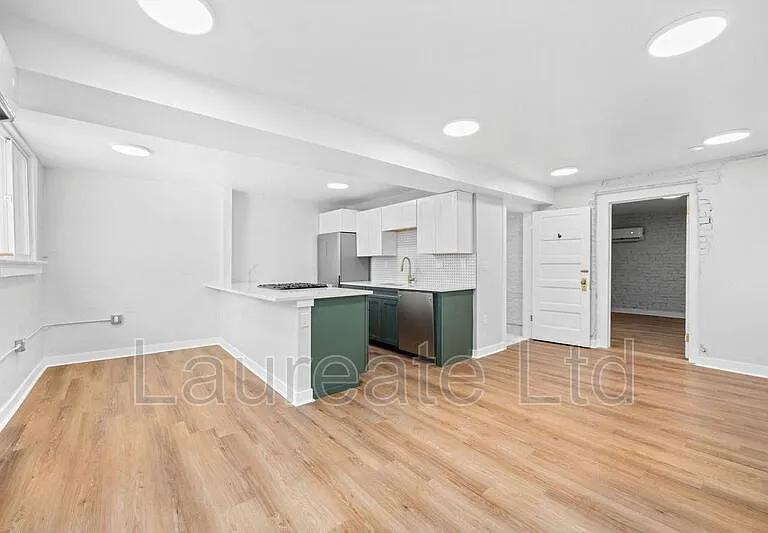 1663 N Gilpin St #2 — Photo 3