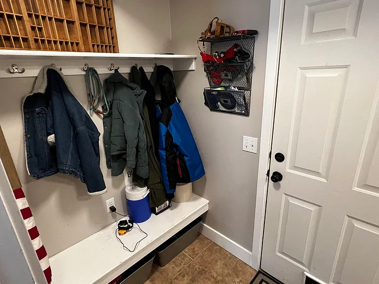 76 E Fairway Dr — Photo 9