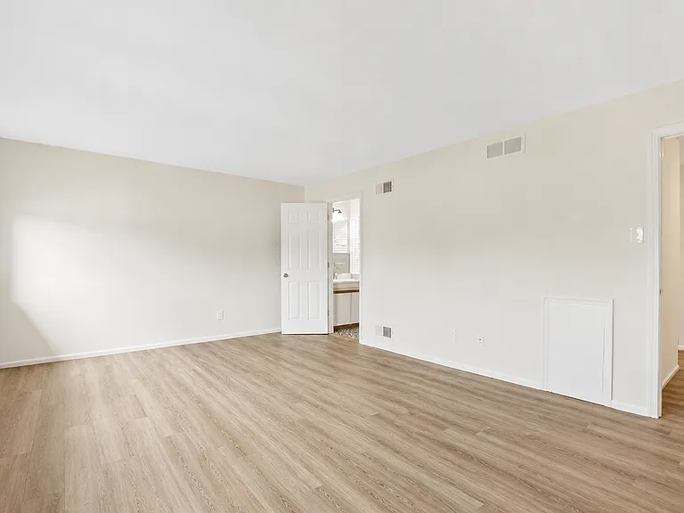 123 Conway Ct — Photo 22