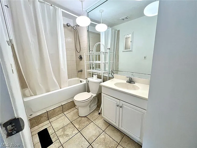 20368 Westwood Dr — Photo 24