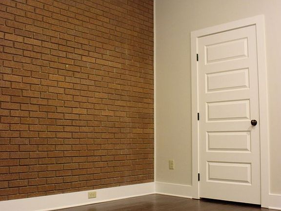 4th image of 2402 Broadmoor Dr #4201CC