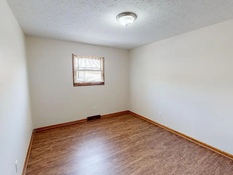 5483 Archway Dr — Photo 23
