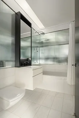 Rented by Douglas Elliman | media 29