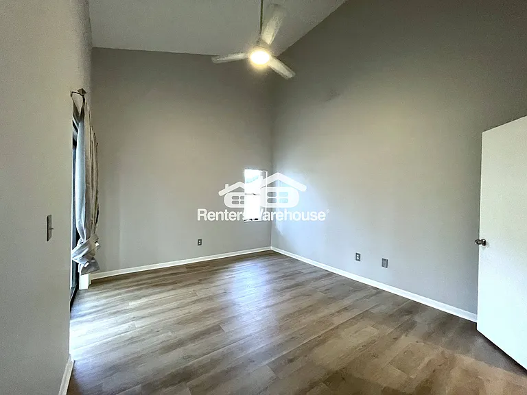 300 S Florida Ave #100K — Photo 12