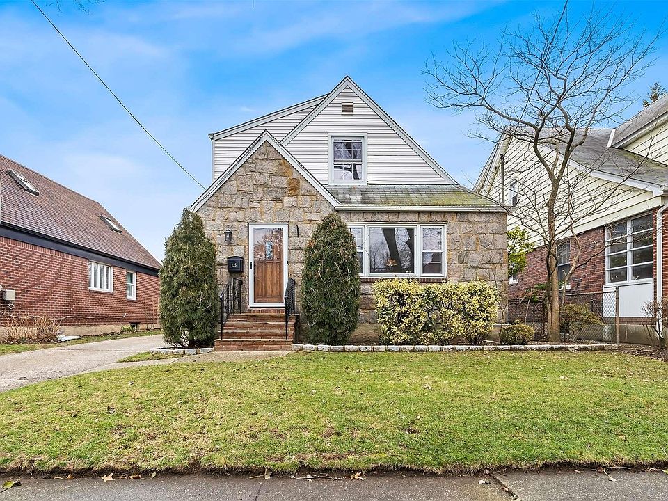 1st image of 125 Hawthorne Avenue