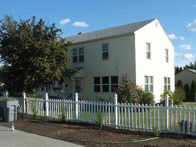 1st image of 1436-1438 Thayer Dr