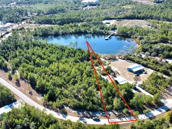 230 Lake Pristine Cir, Carrabelle, FL 32322