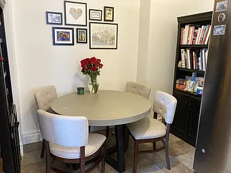 Rented by Rita S Citrin, LREB