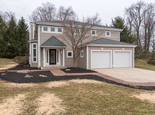 1081 Woodridge Dr, Middletown, PA 17057