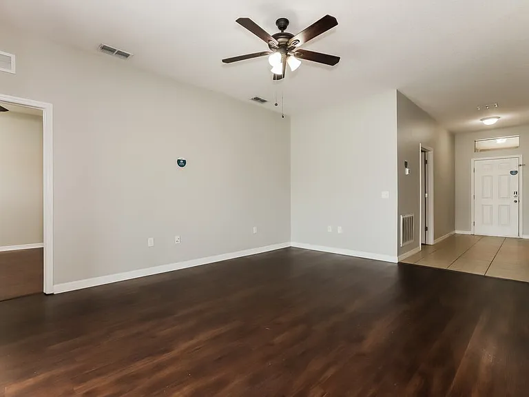 925 Krenson Woods Rd — Photo 5