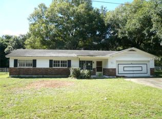 907 Linwood Ter, Lutz, FL 33549