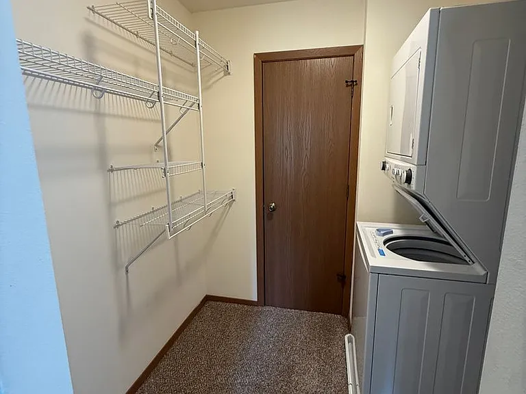 High Point Commons Apartments — Photo 49