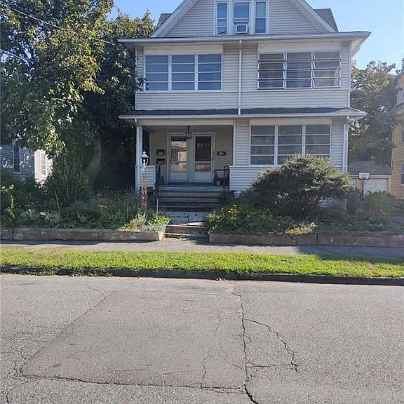 Exterior 158 Scofield Avenue
