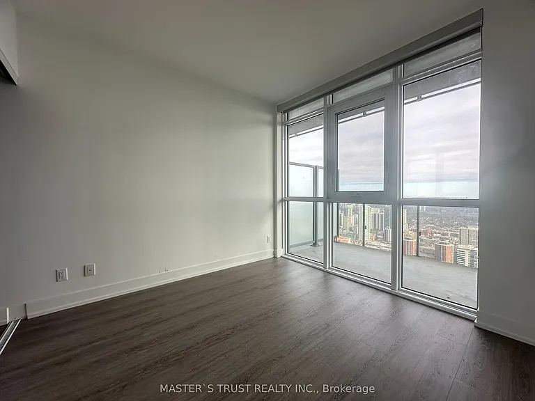 7 Grenville St #5806 — Photo 16