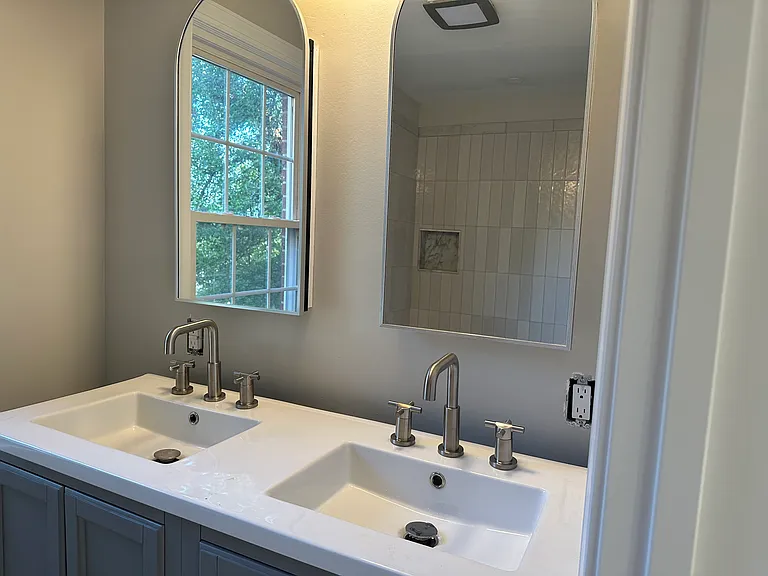 1040 Locust Ave #B — Photo 23