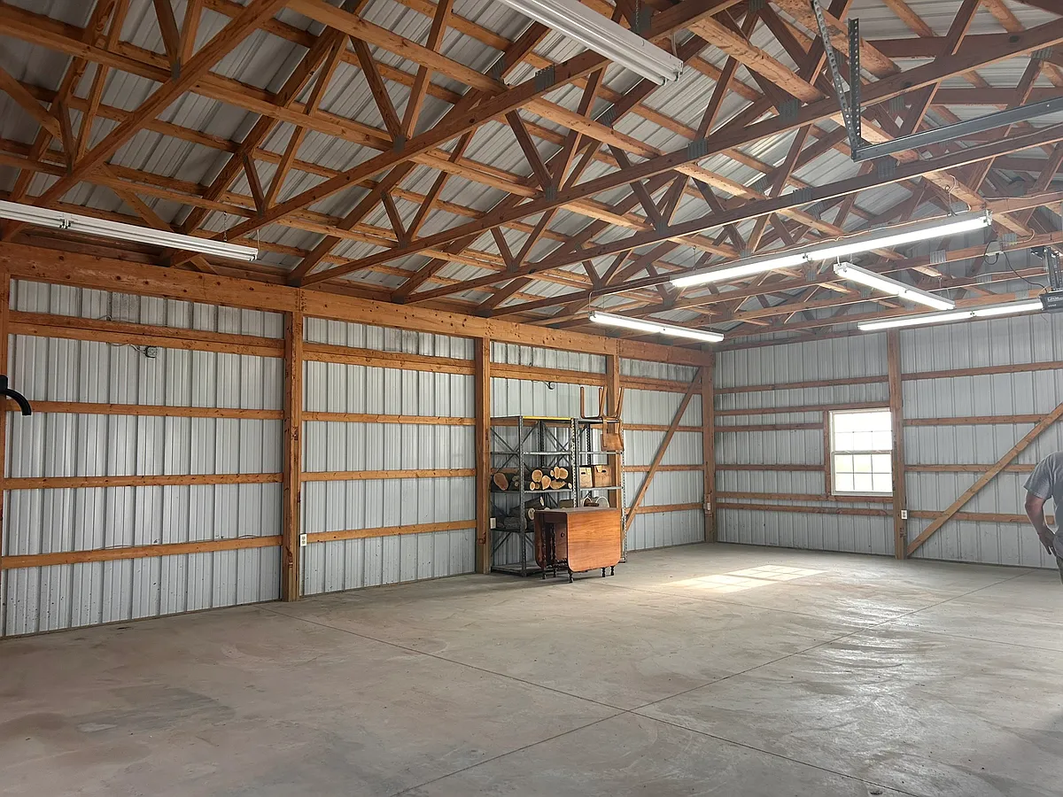 Building Photo - 593 N 220th Rd