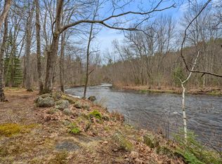 112 Rockland Rd, Whitefield, ME 04353