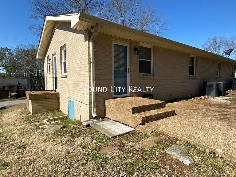 923B Oak Vale — Photo 3