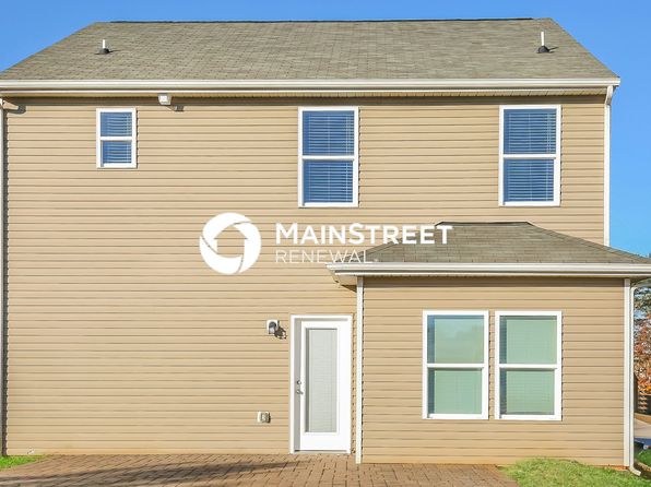 1028 Bitting Hall Cir, Rural Hall, NC 27045