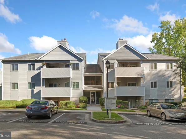 2211 Lowells Glen Rd Unit F, Baltimore, MD 21234