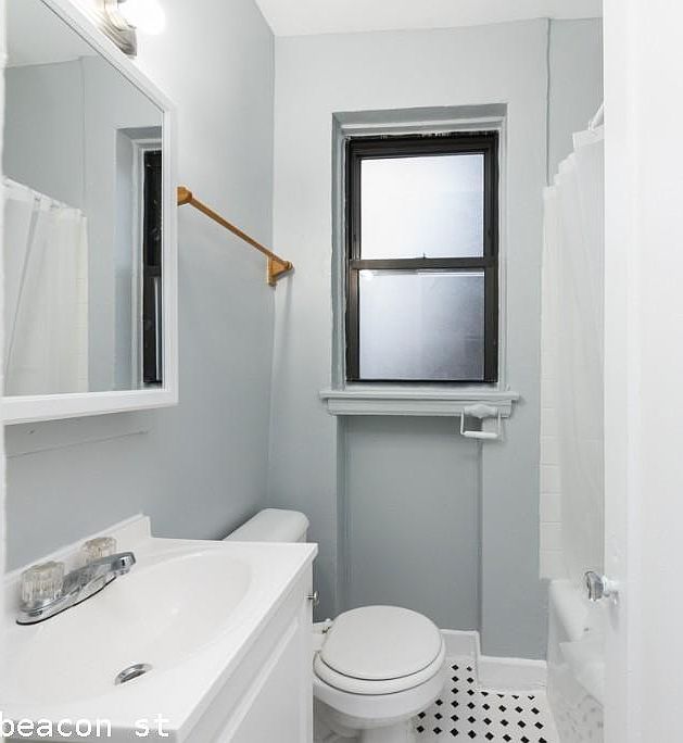1st image of 4737 N Beacon St #621