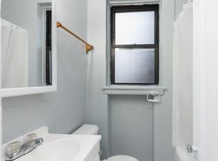 4737 N Beacon St #621, Chicago, IL 60640