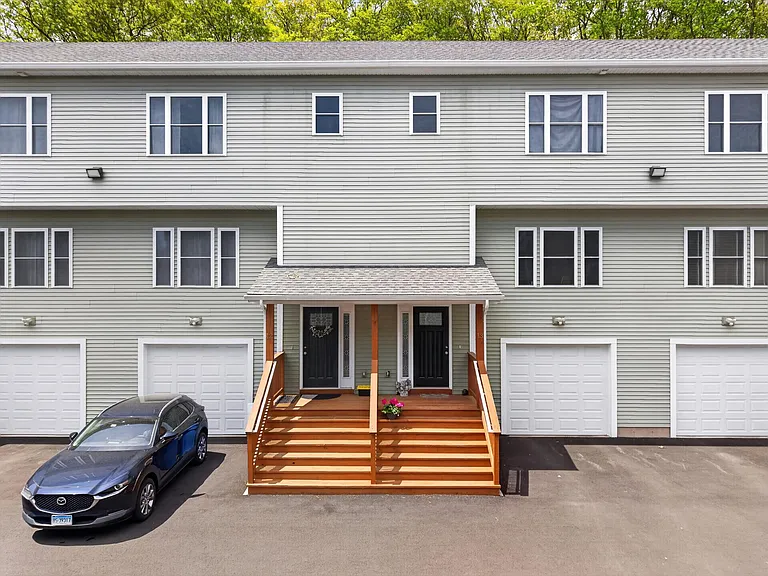 455R Sherman Ave — Photo 1